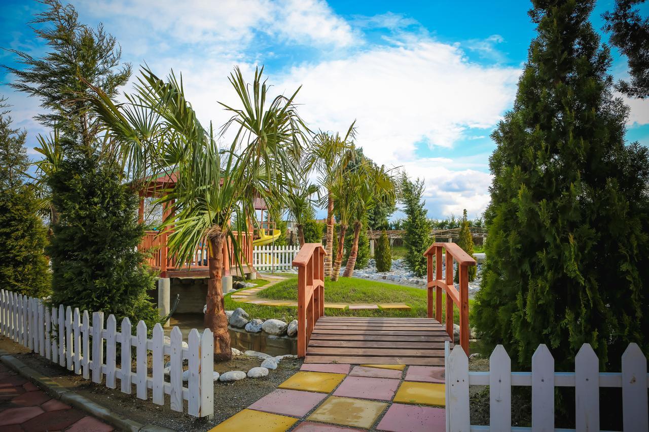 Bushat Gardenland Resort מראה חיצוני תמונה